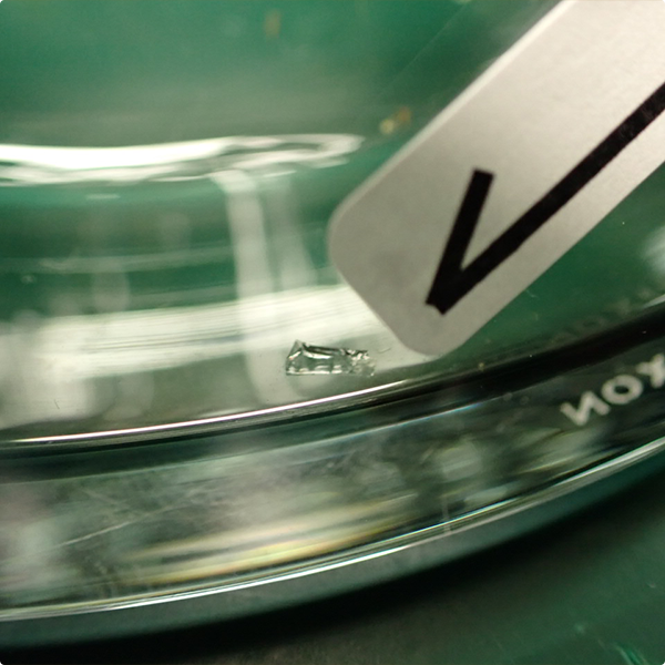 ガラス商品の大きな気泡